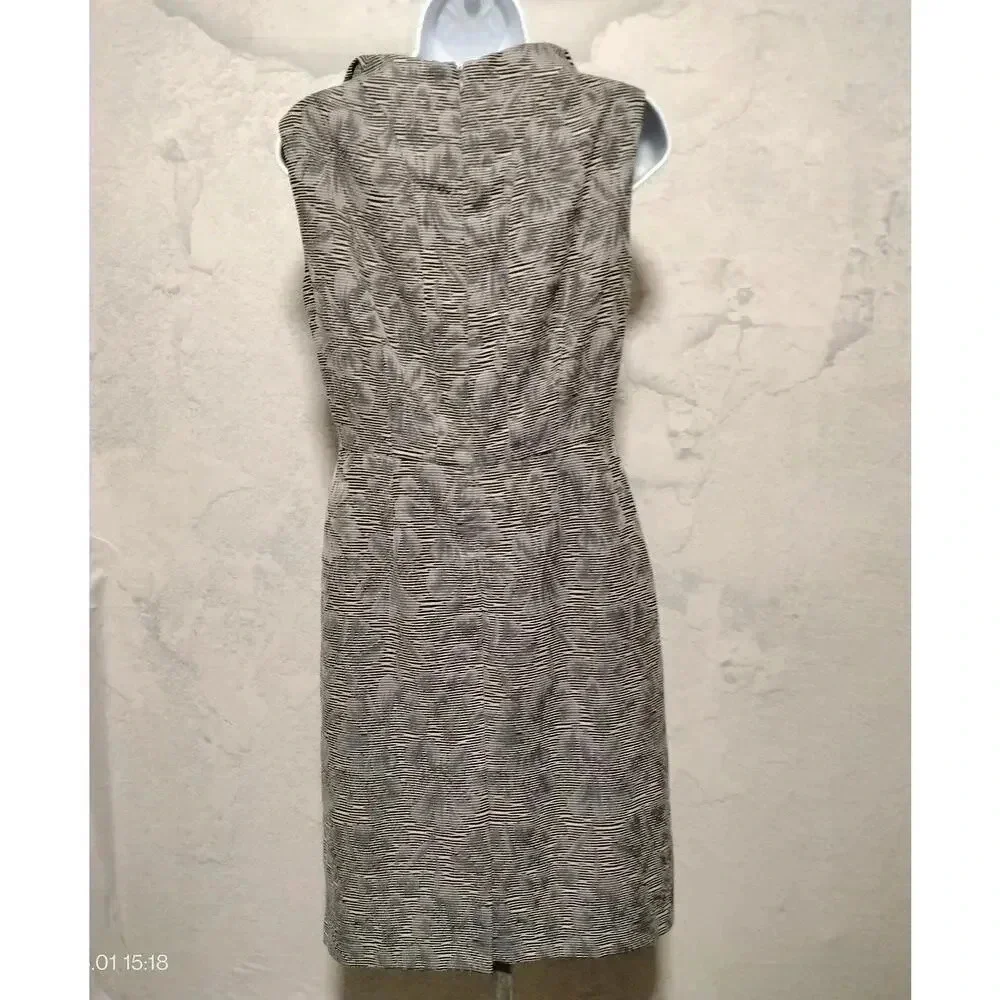 Tahari ASL Gray Black Pleated Collar Lined Sheath Sleeveless Collar Dress Size 4 - Picture 3 of 11